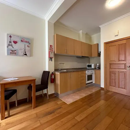 Da Carreira * Funchal