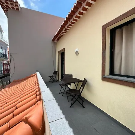 Da Carreira * Funchal